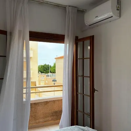 بيت للعطل Sunny Few Minutes Walk From آريناليس ديل سول